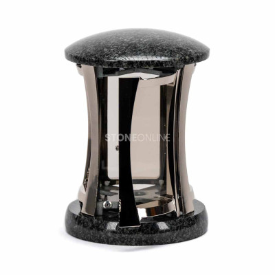 Mirror-body memorial lantern – a stylish granite grave lantern for the cemetery.