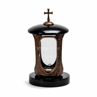 Granite lantern with a copper body and cross StoneOnline – an elegant cemetery ornament.