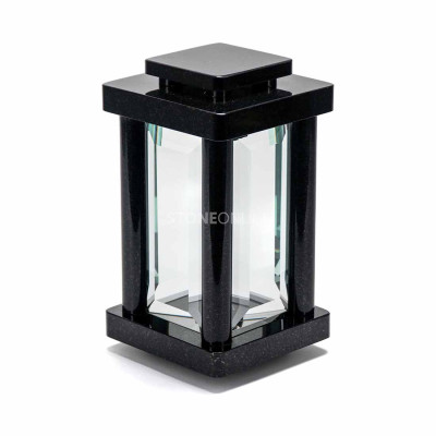 LSTYLE granite lamp – a memorial lantern with turned elements.