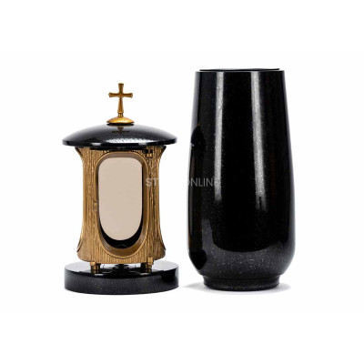 Beautiful cemetery granite set LALUMCROSSGOLD + WBASIC15 – gold lantern with cross and tall flower vase.