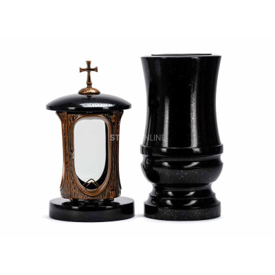 Exclusive granite cemetery set – copper lantern with a cross and an elegant StoneOnline vase.
