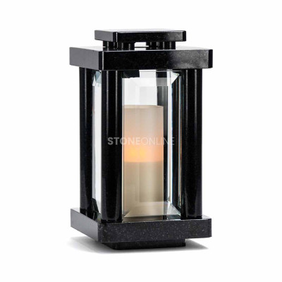 Solid cemetery set – LSTYLE lantern and WCUBE15 vase form a cohesive, geometric whole.