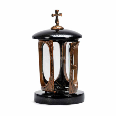 Elegant headstone décor – copper lantern and a granite vase with a compact form.