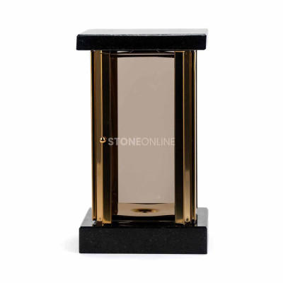 For the cemetery – lantern MIRROW SQUARE GOLD 23 and vase WDIAMOND15 with a bold, striking form.
