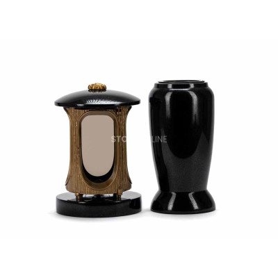 LALUMROSETTEGOLD gold lantern and WSTANDARD12 vase – a beautiful granite set.