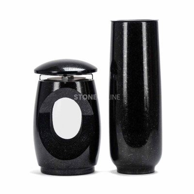 Beautiful lantern and vase for the cemetery – durable grave set for a place of remembrance.