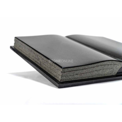 CRAFTED granite memorial plaque – elegant element for the memorial.