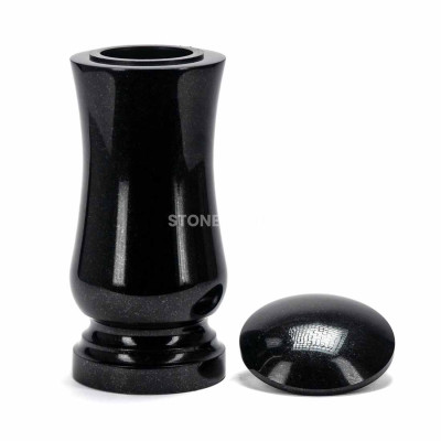 Granite headstone vase WLID, height 27 cm.