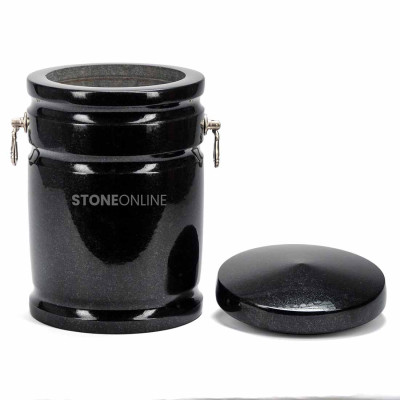 Stone urn UELEGANT – 3 litres capacity and an elegant form for ashes.