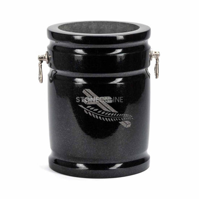Urn for ashes with a closing lid – sturdy natural stone construction.