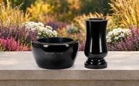 Grave bowl or vase? A practical comparison | StoneOnline